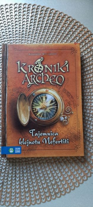 Książka Kroniki Archeo