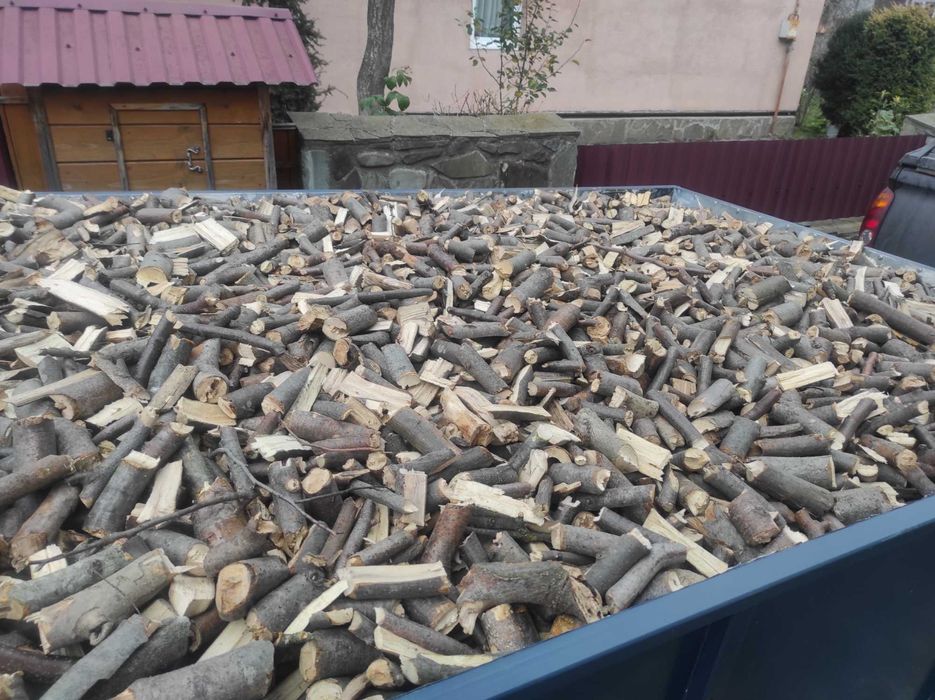 Гілкорубка для рубання гілок