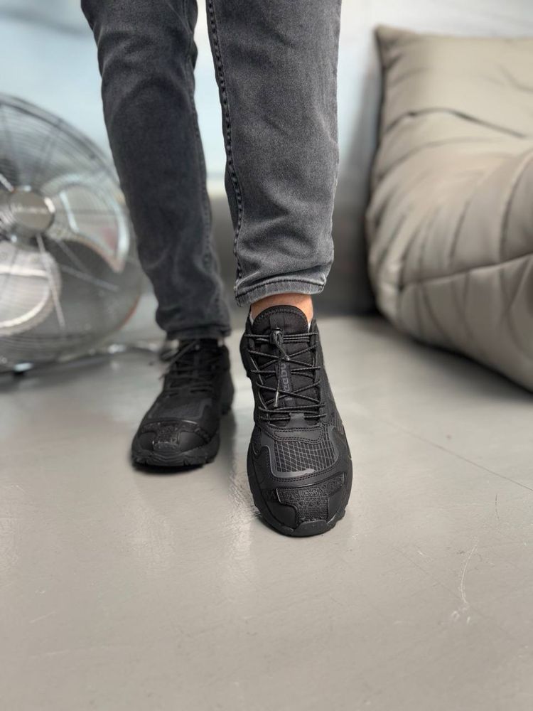 Кросівки Reebok Zig Kinetica II Edge Black Gore-Tex (42,44)