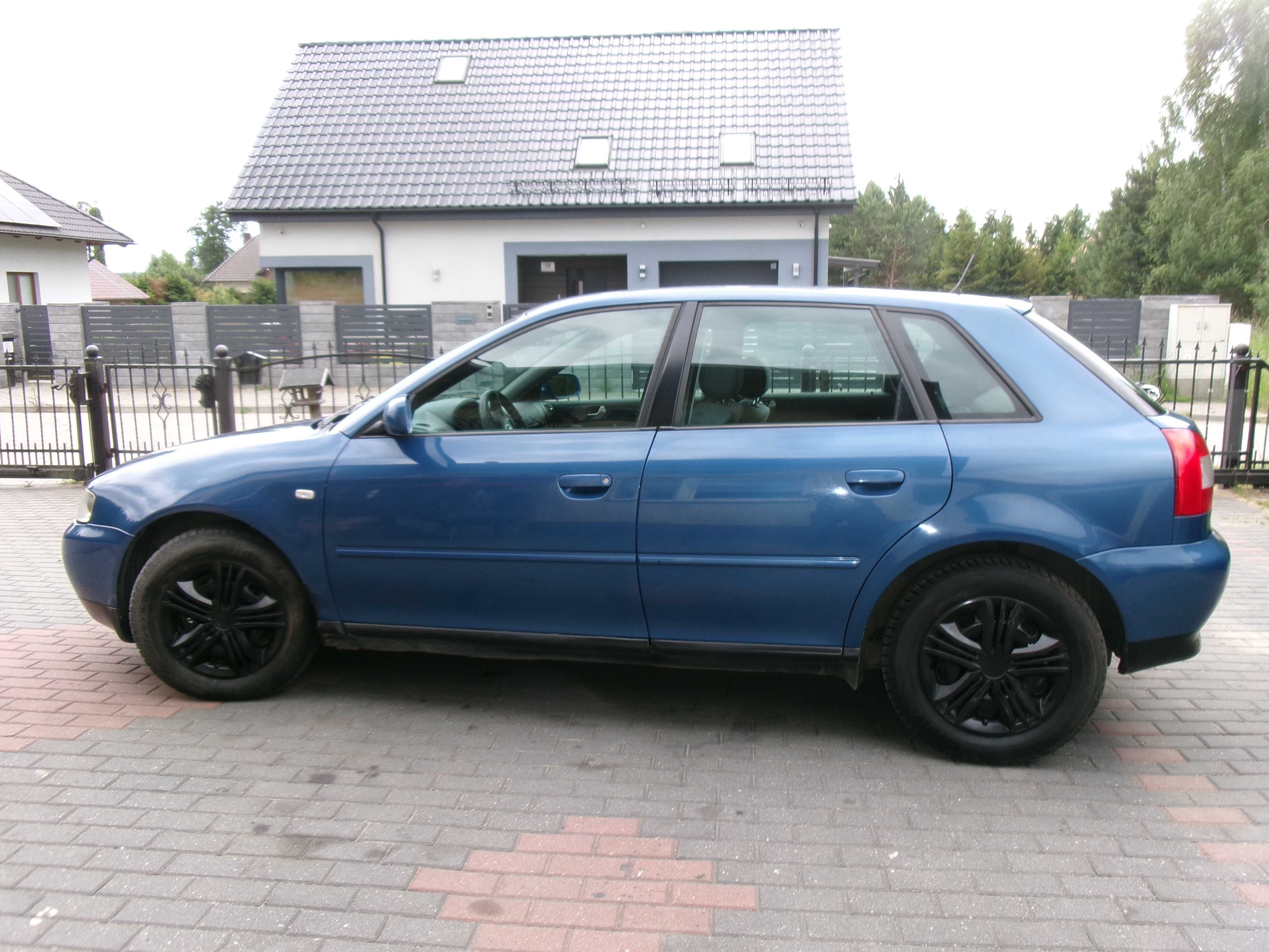 Ladne Audi a3 1.6 benz.sr -Lift 2002 rok klima spr stan bdb