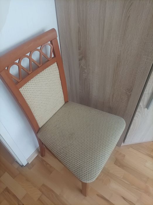Sprzedam stół i krzesła