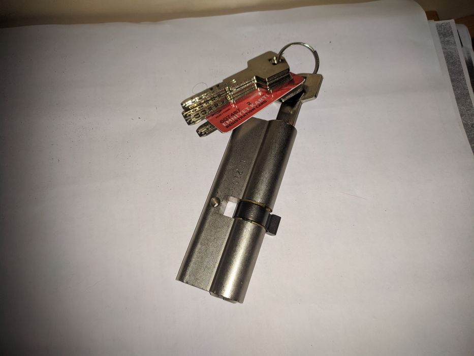 Серцевина для дверей (євроциліндр)