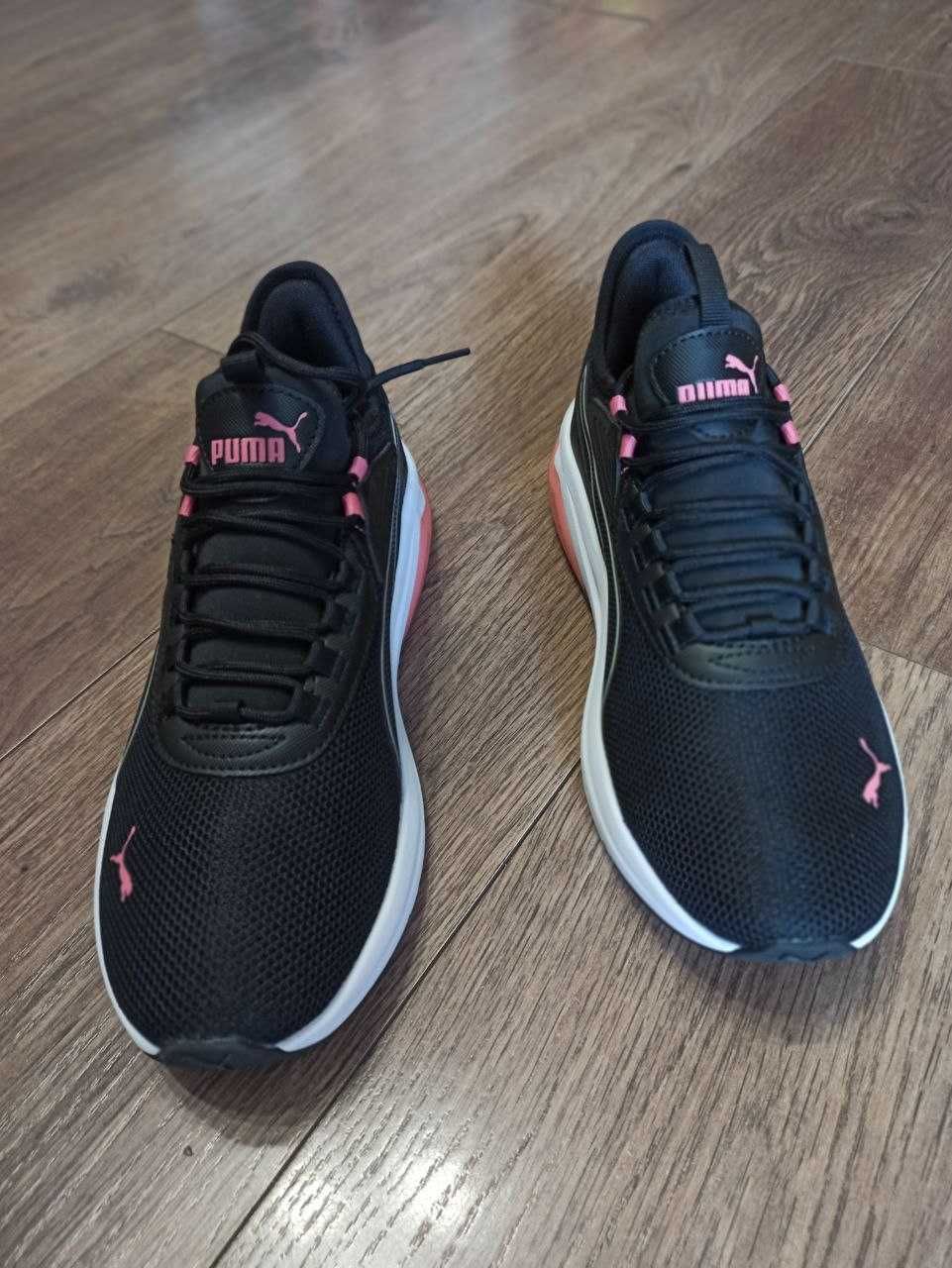 Кросівки жіночі Puma Amplifier