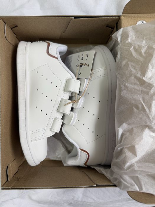 Кросівки adidas оригінал