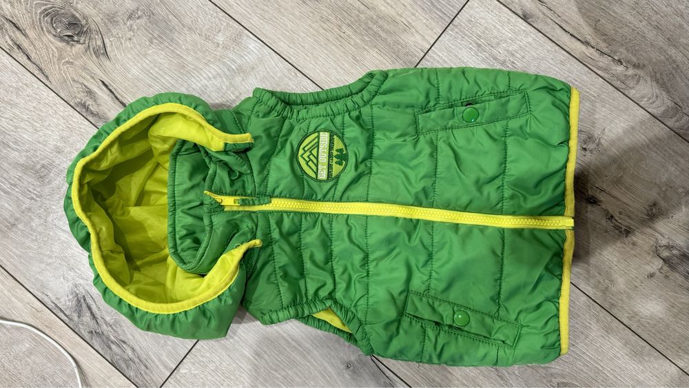 продам безрукавку hm