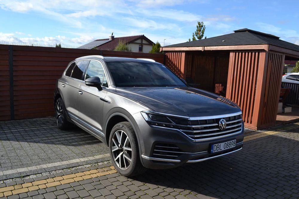 Volkswagen Touareg F/V-23% / Kamery 360 / Matrix / Bezwypadkowy / Blis / Panorama / Skóra