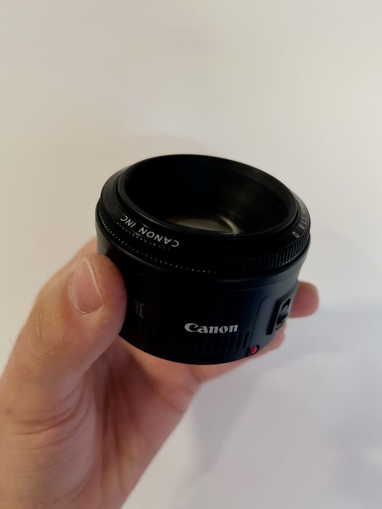 Canon 50mm f/1.8