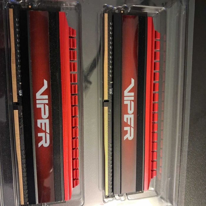 Pamięć RAM ddr4 8Gb (2x4) 2400MHz Patriot Viper
