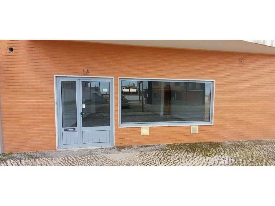 Arrendamento - Loja em Santana, Sesimbra