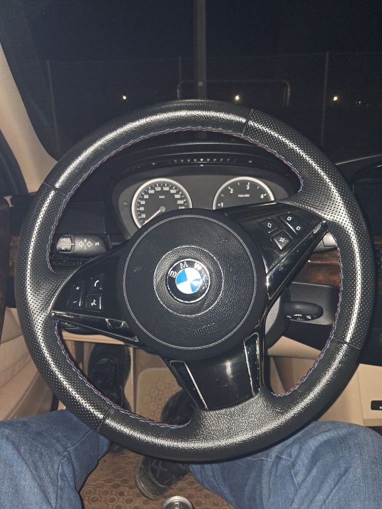 Kierownica BMW e60 e61 e63 mpakiet sport, obszyta, przedlift