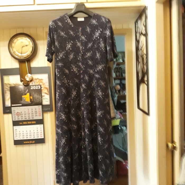 Suknię koreańska sprzedam