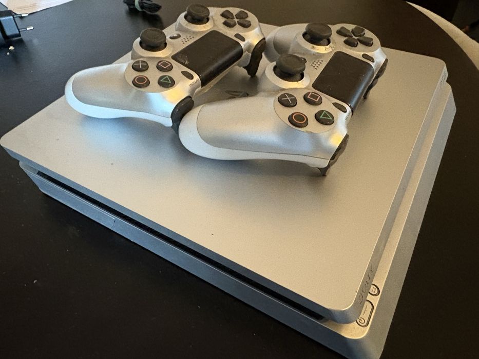 Kosnola PS4 slim