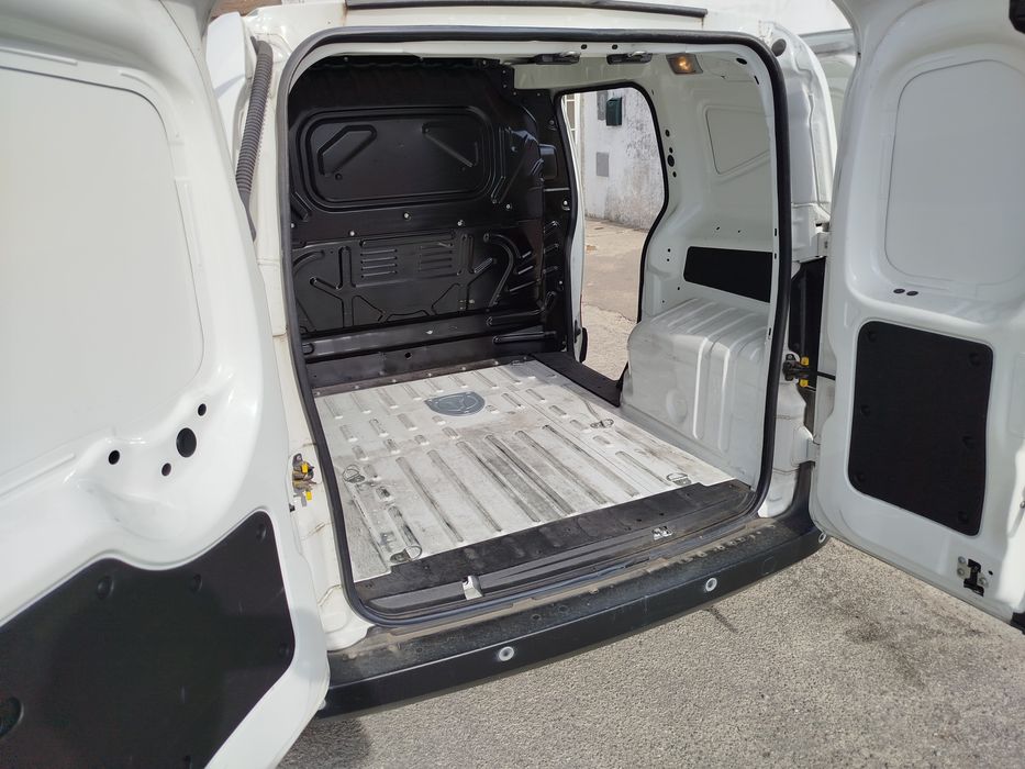 Fiat Fiorino 1.3M-Jet 95cv 2019/Excelente estado/Porta lateral