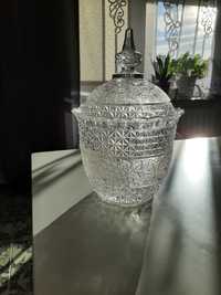 Duży ciężki kryształ waza