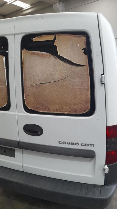 Porta trás direita OPEL Combo Furgão/Combi