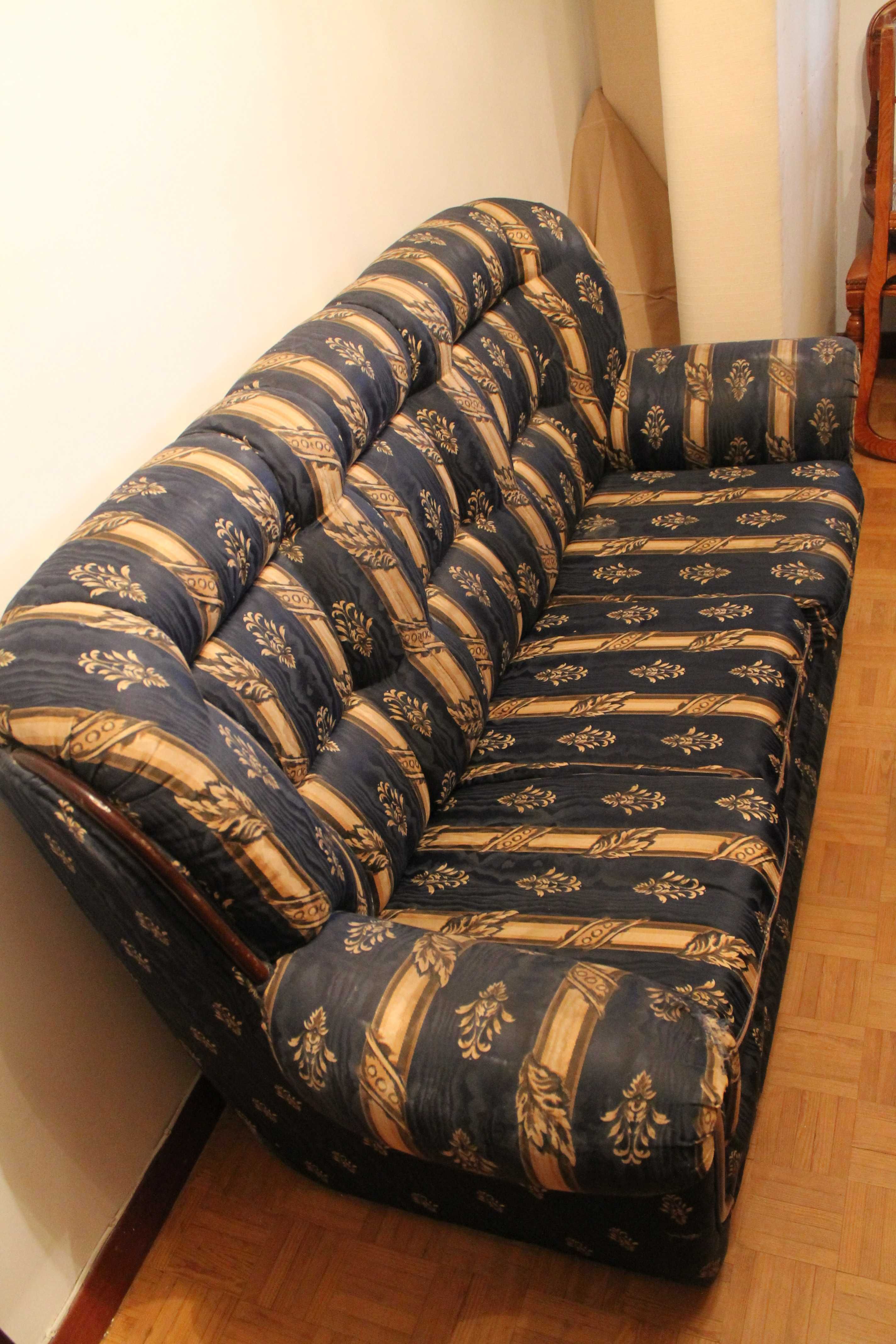 sofa de sala com cama