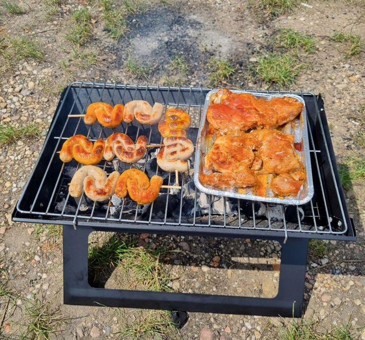 Duży grill ogrodowy nowy przenośny składany turystyczny na wycieczkę