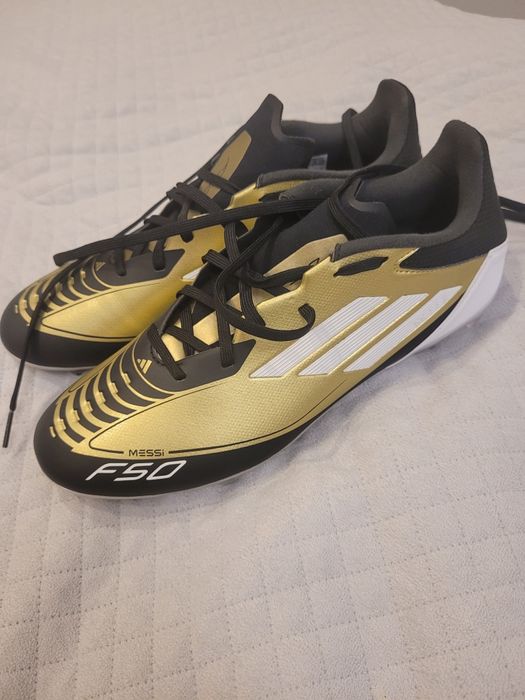 Sprzedam nowe korki Adidas F50