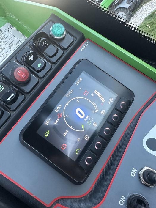 Ładowarka teleskopowa Avant 760i