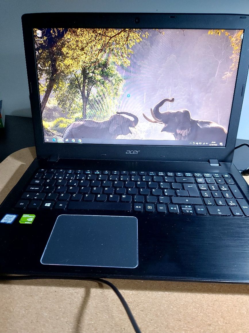 PC Acer Aspire E5-575