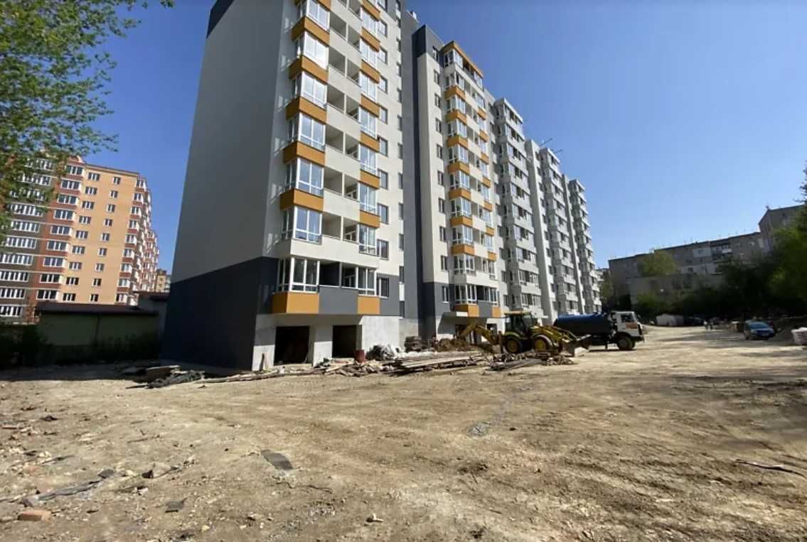 Продаж 2к квартири 70.46 кв. м на вул. Костя Широцького