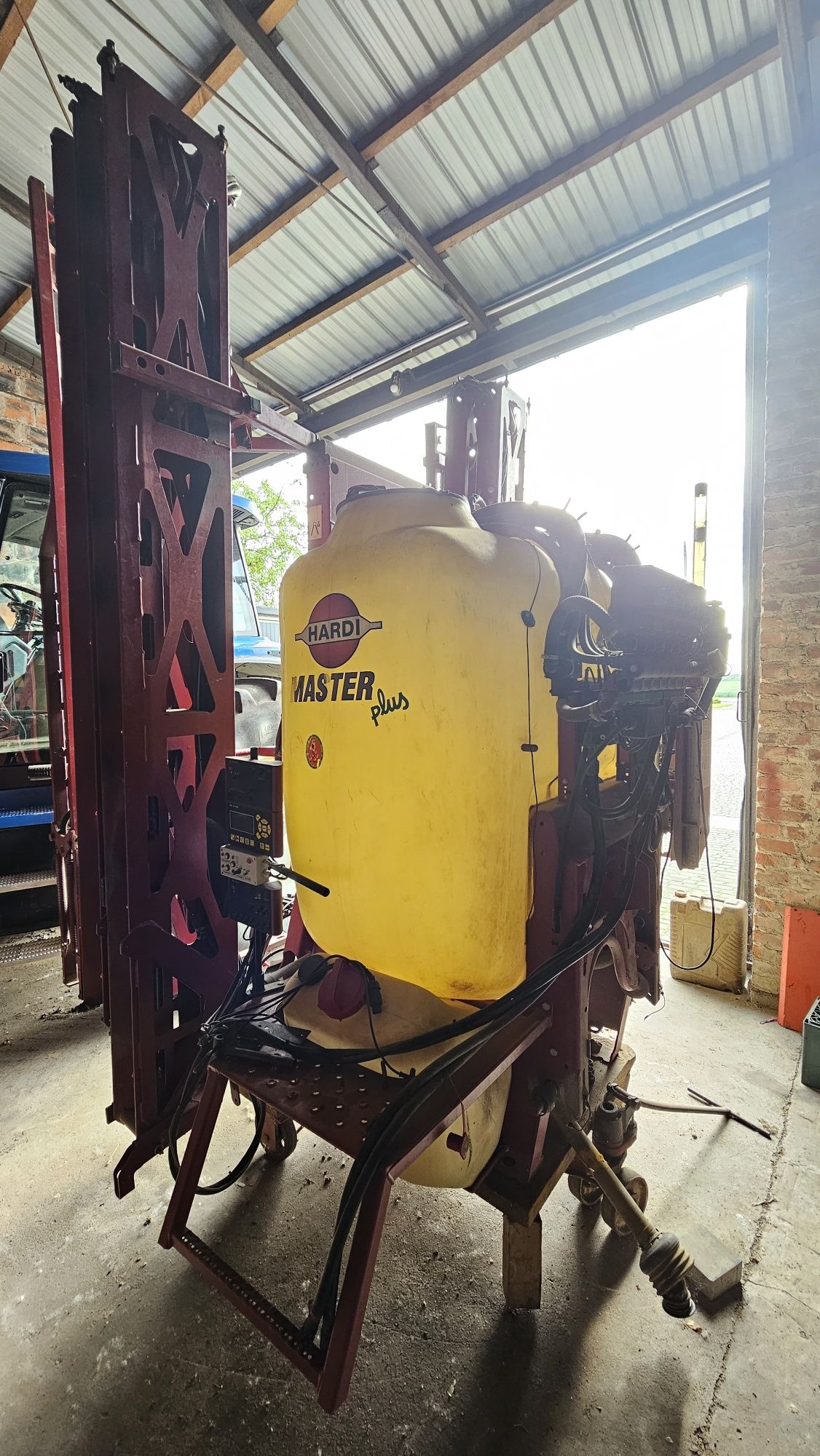 Hardi Master Plus