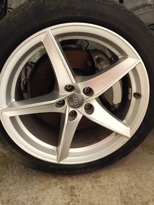Alufelgi 18  bez opon audi
