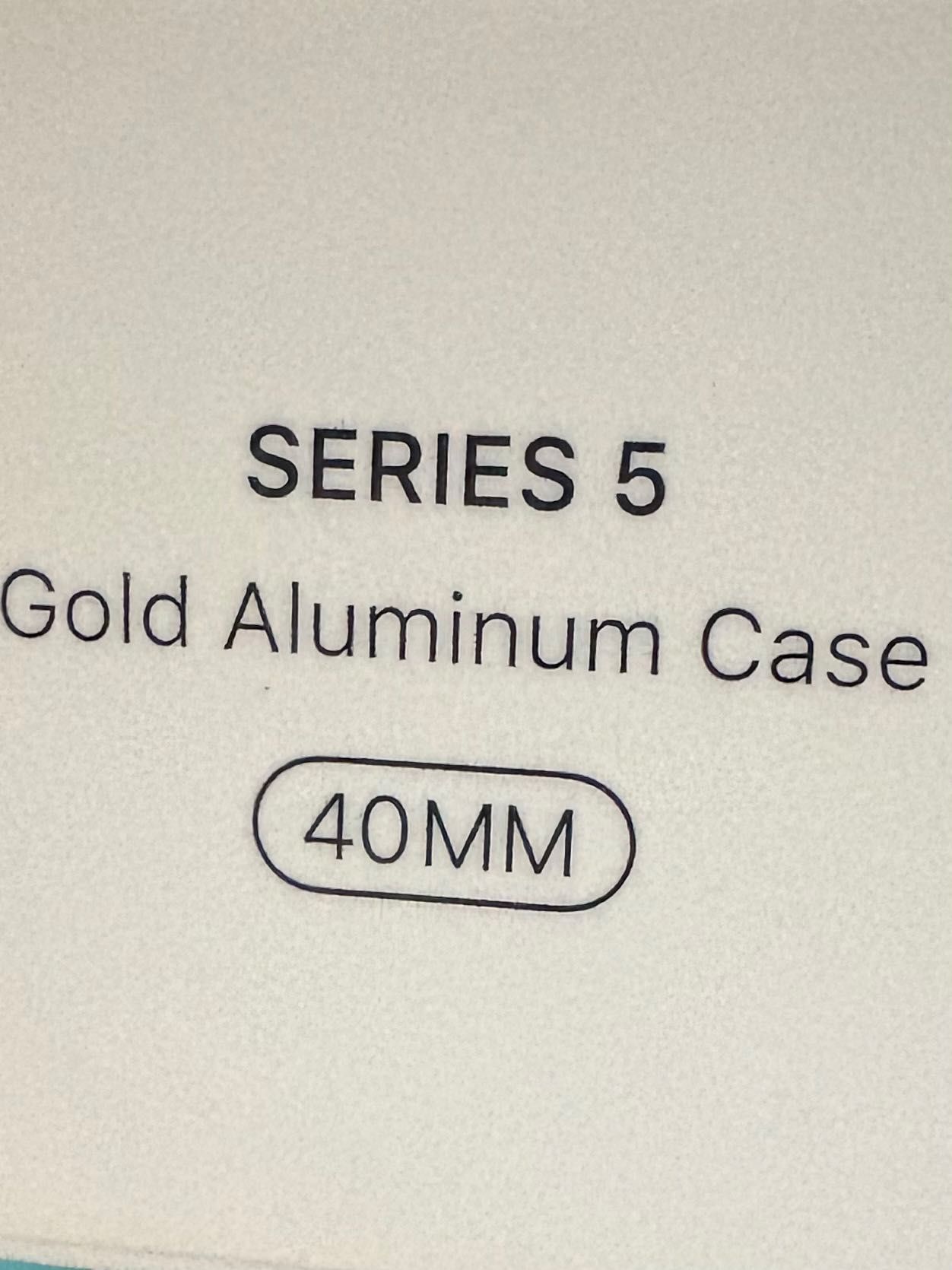 Apple Watch Series 5 (GPS, 40MM)