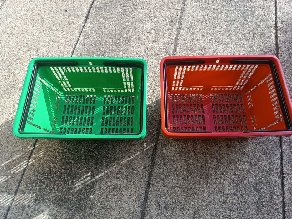 Cestos supermercado como novos