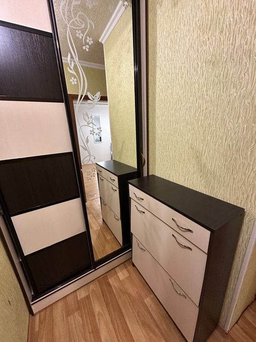 Продам однокімнатну квартиру на Фастівській