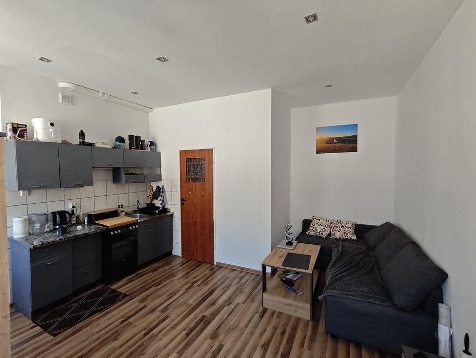 Piaski , 41 m2  C.O z sieci