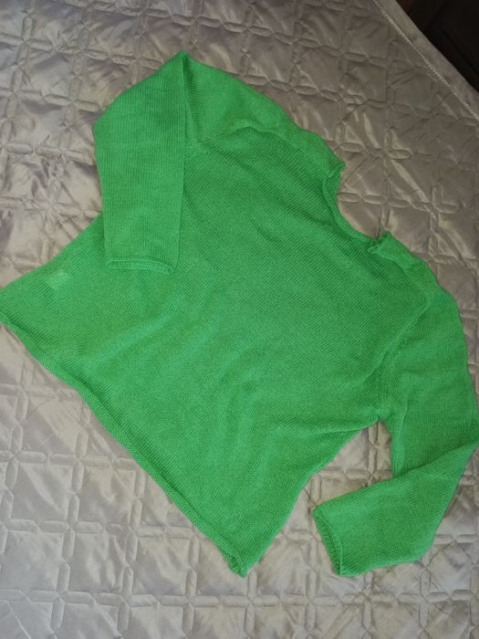 Кофта,легка в'язка. Зелена,нова