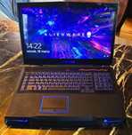 Dell Alienware M18x 18,4" black
Dolina