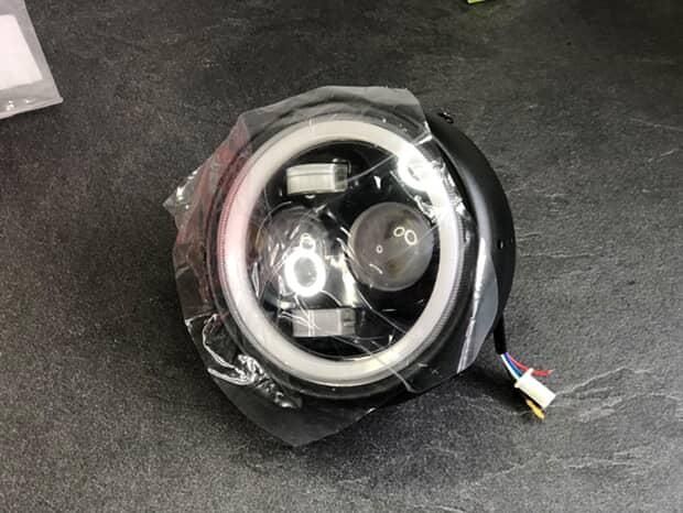 Led фара на Альфу, дельту в металевому корпусі