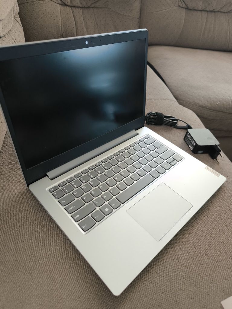 Laptop Lenovo Ideapad 14ada05