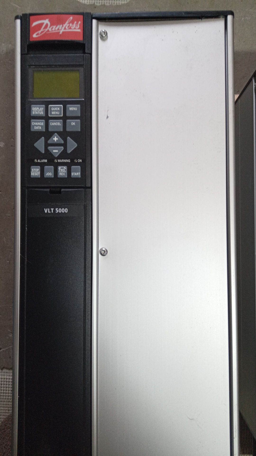 Falownik Danfoss VLT 5000  27 kWA