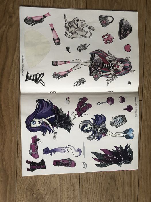 Kolorowanka monster high naklejki