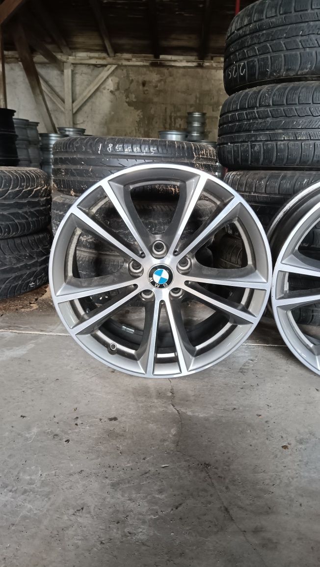 Komplet felg aluminiowych BMW 5x112 ET27