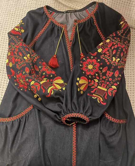 Вишитий ексклюзивний кардиган-сукня (52-56 розм). Sternat