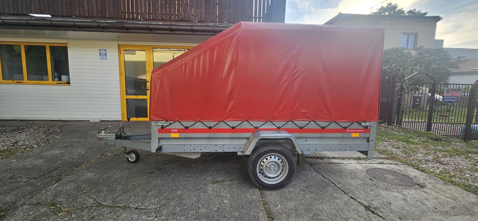 Sprzedam Przyczepka TEMARED PRO Resor 270 cm Przyczepa Mocna Idealna