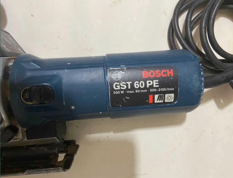 Електролобзік Bosch GST 60 PE
550 W 3100 min-1