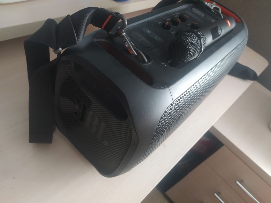 Продам колонку с караоке