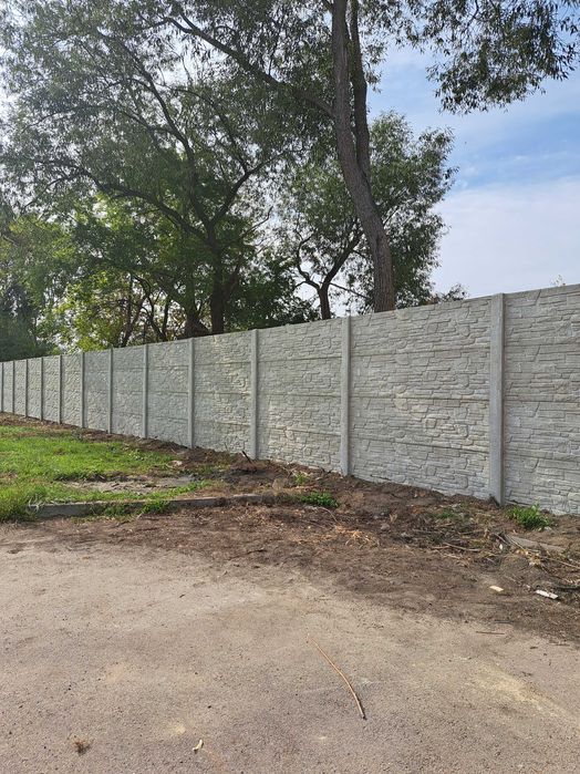 Ogrodzenia betonowe i panelowe