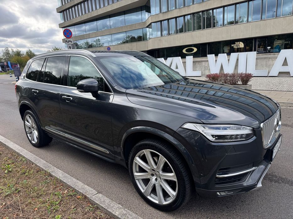 Volvo XC 90 D5 AWD INSCRIPTION 7 osobowy 8 biegów Nagłośnienie Bowers & Wilkins