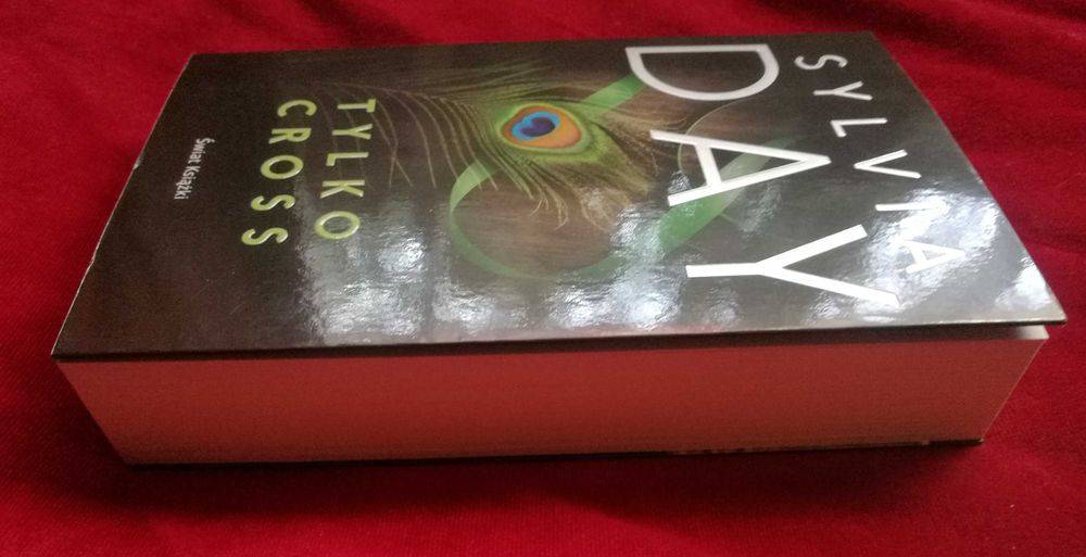 Sylvia Day Tylko Cross