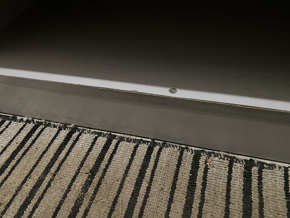 Вішалка коридорна