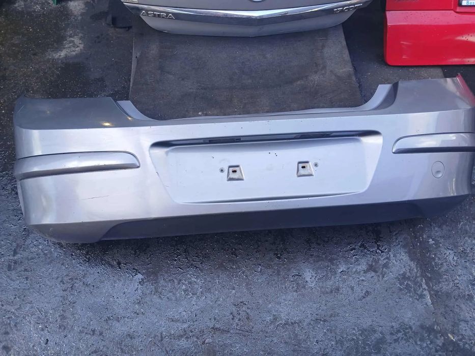 Opel Astra H III HB Zderzak tylny