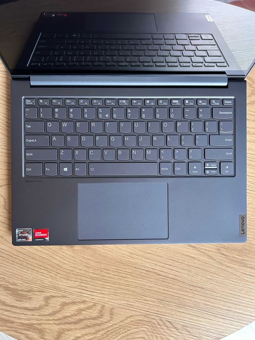 Laptop Yoga Slim 7 Pro 14ACH5 OLED 2.8k