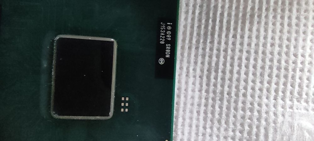 Процесор для ноутбука.