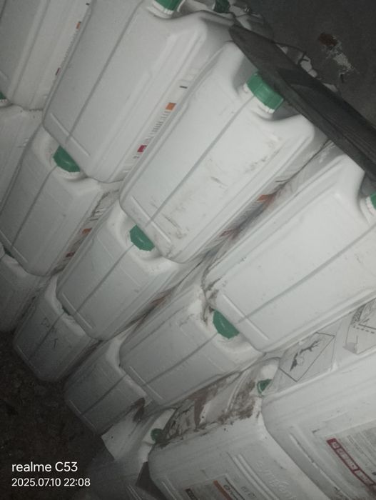 Пластиковые канистры 30лит.плотные,20лит.